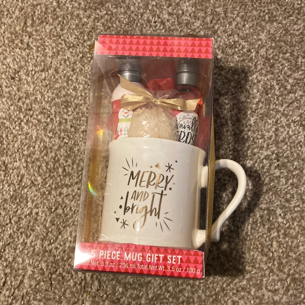 Mixit Bath Set with Mug